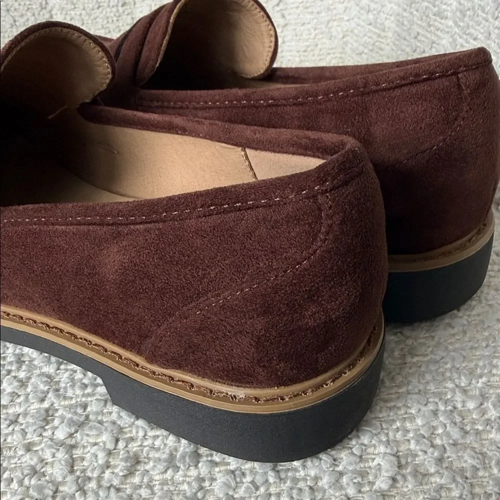 Taryn Rose Danielle Suede Penny Loafers Women’s 10 Brown Lug Sole Comfort
